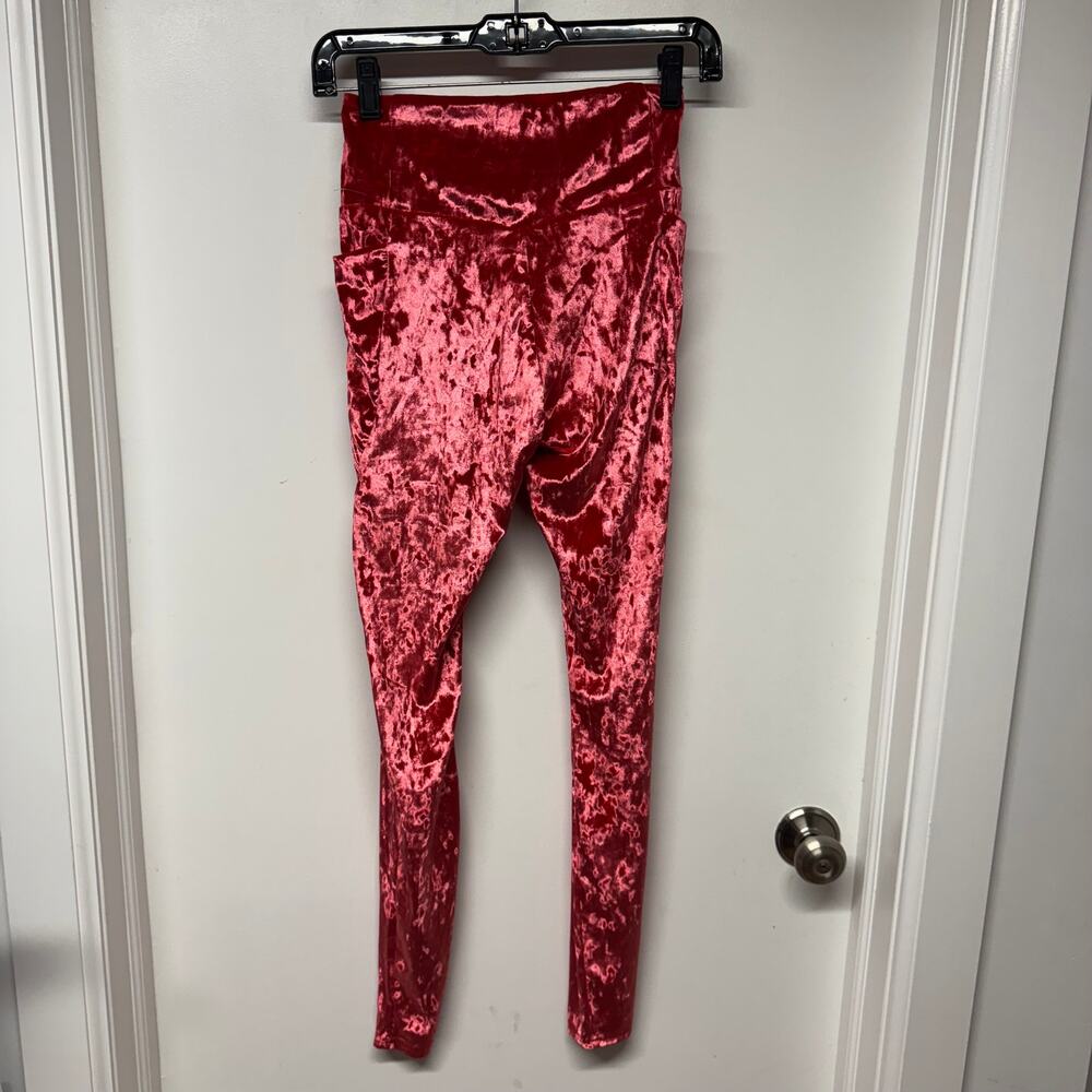 Fabletics High Waisted Crushed Velour Cross Over Leggings Strawberry Red Small - Picture 3 of 11